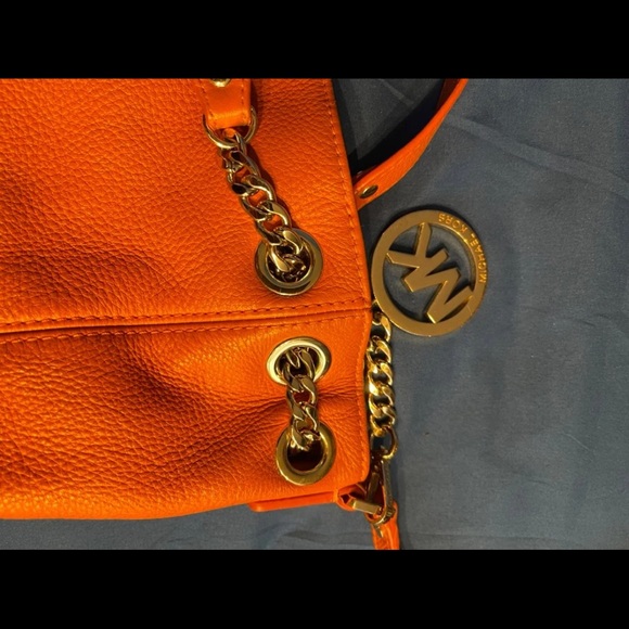 Michael Kors orange burnt purse - Picture 5 of 11